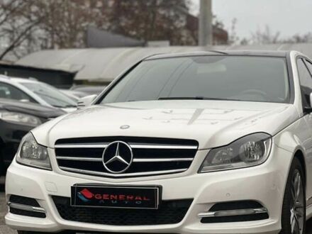 Мерседес С Класс, объемом двигателя 1.8 л и пробегом 220 тыс. км за 12300 $, фото 1 на Automoto.ua