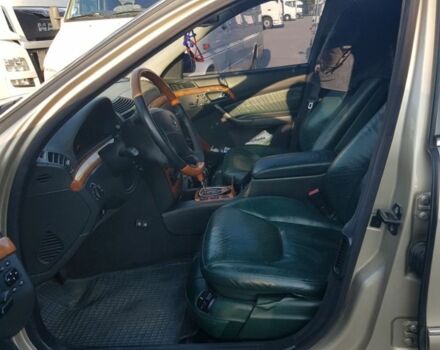 Желтый Мерседес С Класс, объемом двигателя 6 л и пробегом 205 тыс. км за 11197 $, фото 7 на Automoto.ua