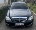 Сірий Мерседес С Клас, об'ємом двигуна 3 л та пробігом 145 тис. км за 7400 $, фото 1 на Automoto.ua