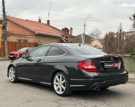 Серый Мерседес С Класс, объемом двигателя 1.6 л и пробегом 231 тыс. км за 12990 $, фото 4 на Automoto.ua