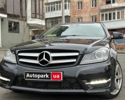 Серый Мерседес С Класс, объемом двигателя 1.6 л и пробегом 231 тыс. км за 12990 $, фото 1 на Automoto.ua