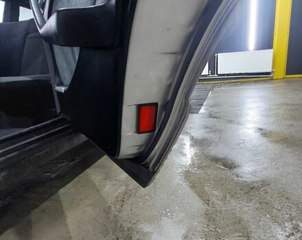 Серый Мерседес С Класс, объемом двигателя 5 л и пробегом 140 тыс. км за 10000 $, фото 20 на Automoto.ua