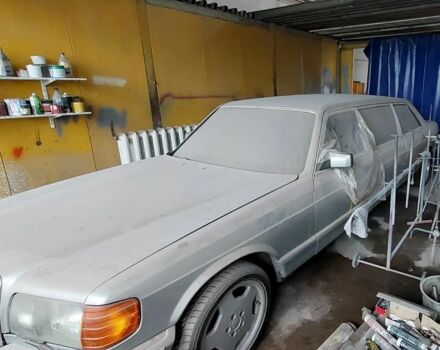 Серый Мерседес С Класс, объемом двигателя 5 л и пробегом 140 тыс. км за 10000 $, фото 1 на Automoto.ua