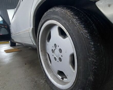 Серый Мерседес С Класс, объемом двигателя 5 л и пробегом 140 тыс. км за 10000 $, фото 13 на Automoto.ua