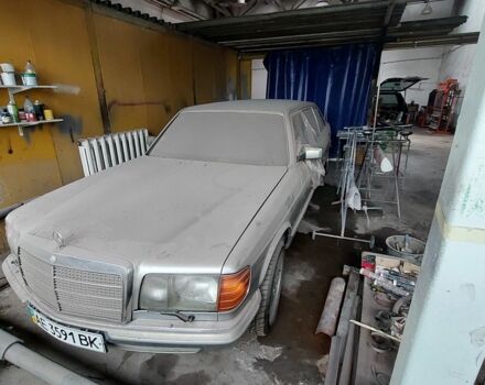 Серый Мерседес С Класс, объемом двигателя 5 л и пробегом 140 тыс. км за 10000 $, фото 4 на Automoto.ua