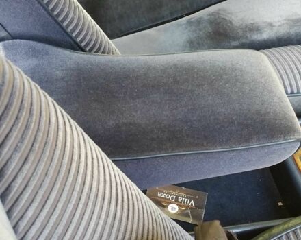 Серый Мерседес С Класс, объемом двигателя 3.8 л и пробегом 288 тыс. км за 15000 $, фото 13 на Automoto.ua