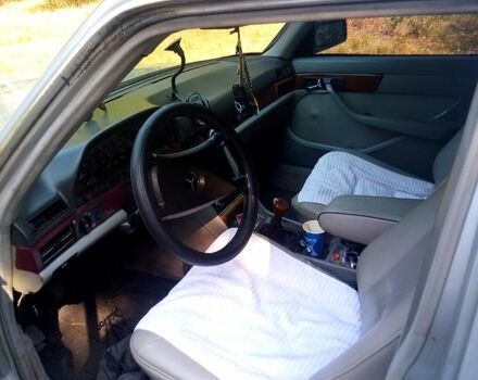 Сірий Мерседес С Клас, об'ємом двигуна 3 л та пробігом 400 тис. км за 2500 $, фото 4 на Automoto.ua