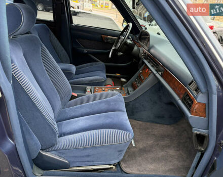 Серый Мерседес С Класс, объемом двигателя 5.6 л и пробегом 38 тыс. км за 40000 $, фото 18 на Automoto.ua