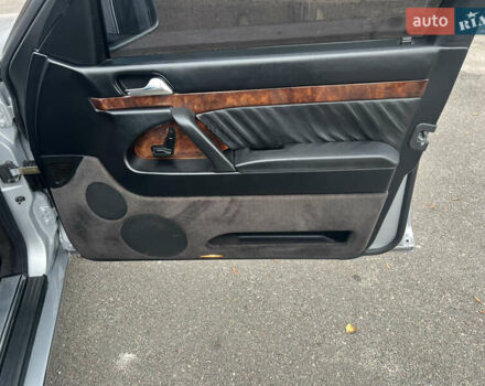 Сірий Мерседес С Клас, об'ємом двигуна 4.97 л та пробігом 328 тис. км за 13500 $, фото 40 на Automoto.ua