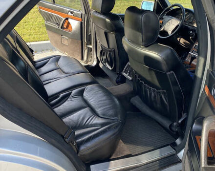 Серый Мерседес С Класс, объемом двигателя 3.2 л и пробегом 380 тыс. км за 2750 $, фото 7 на Automoto.ua