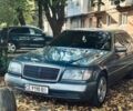 Серый Мерседес С Класс, объемом двигателя 4.97 л и пробегом 615 тыс. км за 3200 $, фото 1 на Automoto.ua