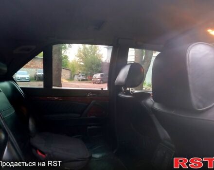 Сірий Мерседес С Клас, об'ємом двигуна 3.2 л та пробігом 395 тис. км за 4500 $, фото 4 на Automoto.ua