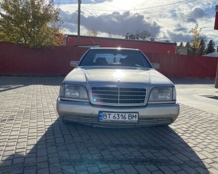 Серый Мерседес С Класс, объемом двигателя 4 л и пробегом 399 тыс. км за 3700 $, фото 1 на Automoto.ua