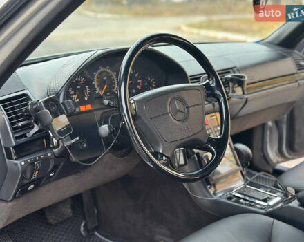 Сірий Мерседес С Клас, об'ємом двигуна 5 л та пробігом 327 тис. км за 6699 $, фото 12 на Automoto.ua