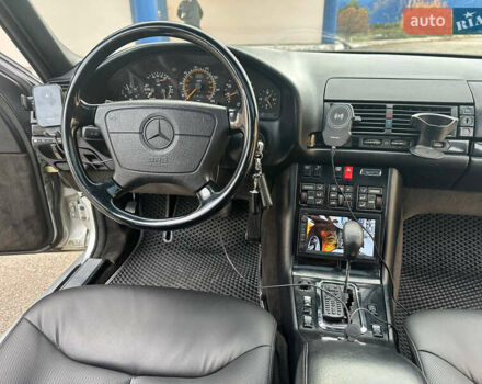 Сірий Мерседес С Клас, об'ємом двигуна 5 л та пробігом 327 тис. км за 6699 $, фото 19 на Automoto.ua