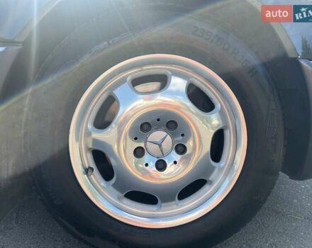 Серый Мерседес С Класс, объемом двигателя 3.2 л и пробегом 193 тыс. км за 12000 $, фото 28 на Automoto.ua