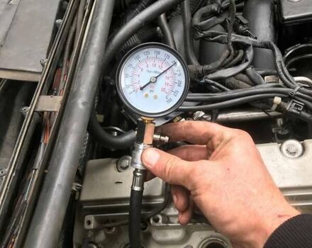 Мерседес С Клас 1993 у Києві на Automoto.ua Сірий Мерседес С Клас, об'ємом двигуна 3.2 л та пробігом 470 тис. км за 4000 $, фото 12 на Automoto.ua