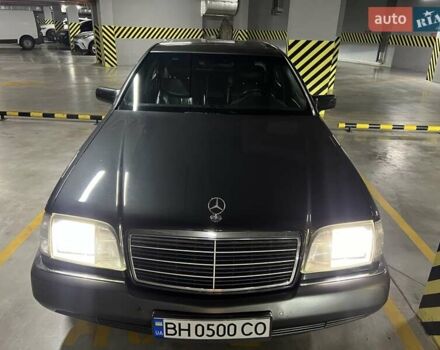 Серый Мерседес С Класс, объемом двигателя 3.2 л и пробегом 193 тыс. км за 12000 $, фото 1 на Automoto.ua