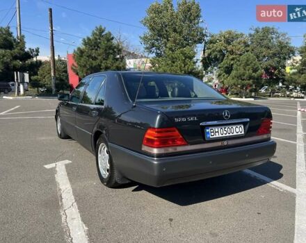 Серый Мерседес С Класс, объемом двигателя 3.2 л и пробегом 193 тыс. км за 12000 $, фото 12 на Automoto.ua