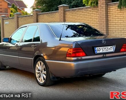 Серый Мерседес С Класс, объемом двигателя 3.2 л и пробегом 400 тыс. км за 4999 $, фото 1 на Automoto.ua