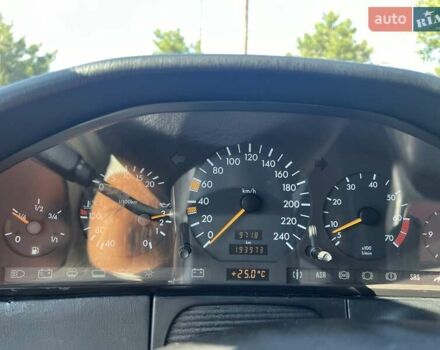 Серый Мерседес С Класс, объемом двигателя 3.2 л и пробегом 193 тыс. км за 12000 $, фото 22 на Automoto.ua