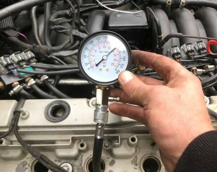 Мерседес С Клас 1993 у Києві на Automoto.ua Сірий Мерседес С Клас, об'ємом двигуна 3.2 л та пробігом 470 тис. км за 4000 $, фото 9 на Automoto.ua