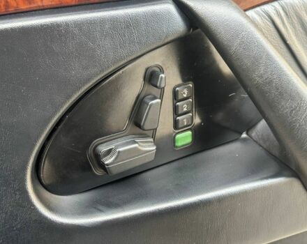 Сірий Мерседес С Клас, об'ємом двигуна 4.2 л та пробігом 327 тис. км за 6699 $, фото 16 на Automoto.ua