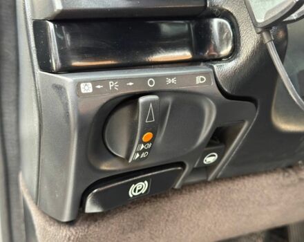 Сірий Мерседес С Клас, об'ємом двигуна 4.2 л та пробігом 327 тис. км за 6699 $, фото 10 на Automoto.ua