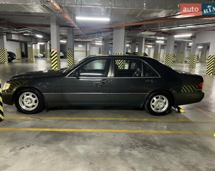 Серый Мерседес С Класс, объемом двигателя 3.2 л и пробегом 193 тыс. км за 12000 $, фото 5 на Automoto.ua