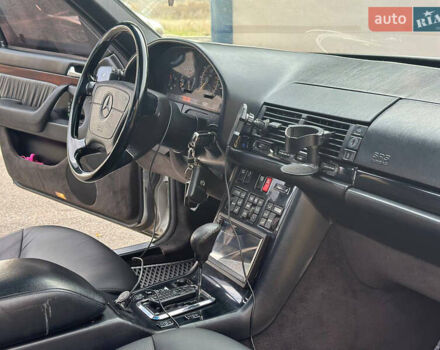 Сірий Мерседес С Клас, об'ємом двигуна 5 л та пробігом 327 тис. км за 6699 $, фото 20 на Automoto.ua