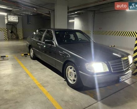 Серый Мерседес С Класс, объемом двигателя 3.2 л и пробегом 193 тыс. км за 12000 $, фото 2 на Automoto.ua