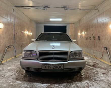 Сірий Мерседес С Клас, об'ємом двигуна 3.2 л та пробігом 222 тис. км за 4600 $, фото 1 на Automoto.ua