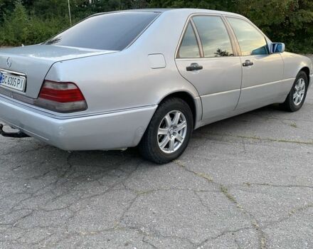 Серый Мерседес С Класс, объемом двигателя 3.4 л и пробегом 380 тыс. км за 3950 $, фото 4 на Automoto.ua