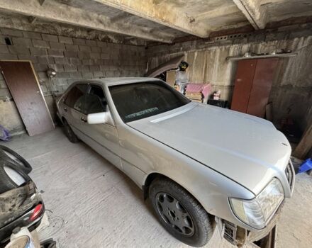 Серый Мерседес С Класс, объемом двигателя 4.2 л и пробегом 472 тыс. км за 2499 $, фото 2 на Automoto.ua