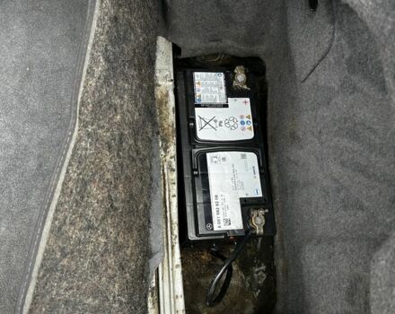 Серый Мерседес С Класс, объемом двигателя 3.5 л и пробегом 299 тыс. км за 3547 $, фото 7 на Automoto.ua