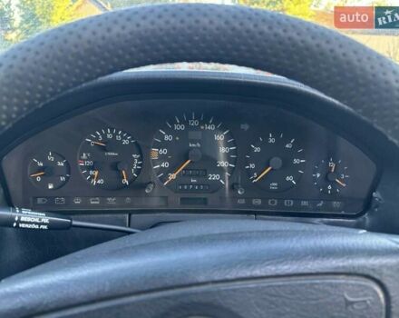 Серый Мерседес С Класс, объемом двигателя 3.5 л и пробегом 407 тыс. км за 4500 $, фото 2 на Automoto.ua