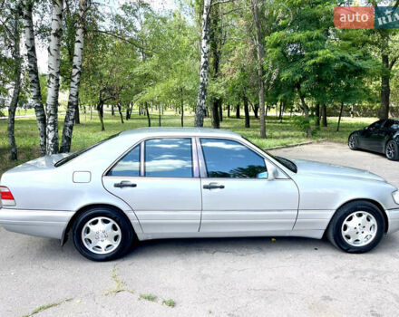 Серый Мерседес С Класс, объемом двигателя 3.5 л и пробегом 568 тыс. км за 7800 $, фото 11 на Automoto.ua