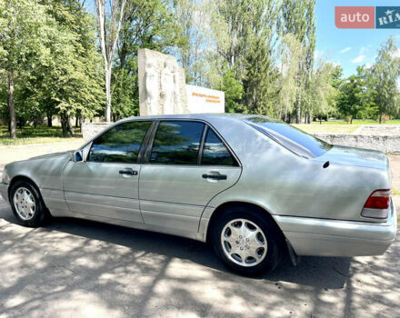 Серый Мерседес С Класс, объемом двигателя 3.5 л и пробегом 568 тыс. км за 7800 $, фото 4 на Automoto.ua