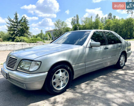 Серый Мерседес С Класс, объемом двигателя 3.5 л и пробегом 568 тыс. км за 7800 $, фото 1 на Automoto.ua