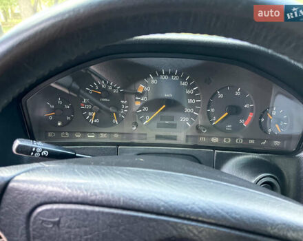 Серый Мерседес С Класс, объемом двигателя 3.5 л и пробегом 568 тыс. км за 7800 $, фото 27 на Automoto.ua