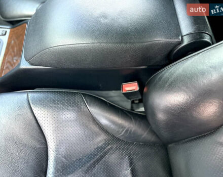 Серый Мерседес С Класс, объемом двигателя 3.5 л и пробегом 568 тыс. км за 7800 $, фото 26 на Automoto.ua