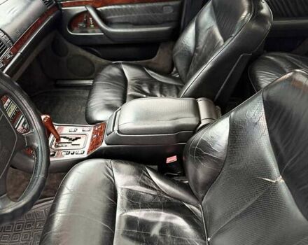 Серый Мерседес С Класс, объемом двигателя 3.2 л и пробегом 407 тыс. км за 3300 $, фото 11 на Automoto.ua