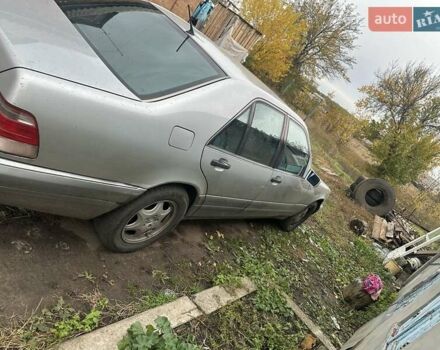 Серый Мерседес С Класс, объемом двигателя 3.2 л и пробегом 380 тыс. км за 4100 $, фото 8 на Automoto.ua