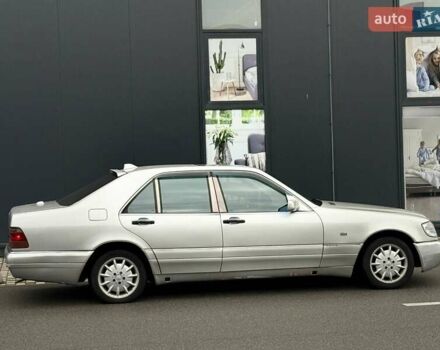 Серый Мерседес С Класс, объемом двигателя 3.2 л и пробегом 407 тыс. км за 3300 $, фото 4 на Automoto.ua