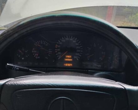 Серый Мерседес С Класс, объемом двигателя 3 л и пробегом 389 тыс. км за 6500 $, фото 6 на Automoto.ua