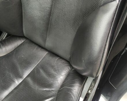 Серый Мерседес С Класс, объемом двигателя 3.2 л и пробегом 268 тыс. км за 9000 $, фото 19 на Automoto.ua