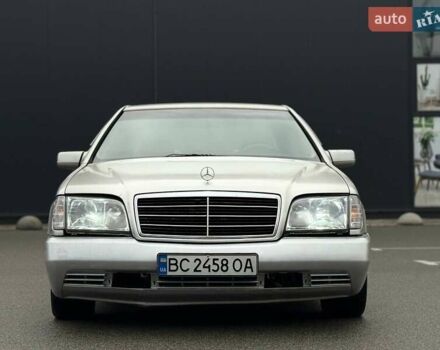 Серый Мерседес С Класс, объемом двигателя 3.2 л и пробегом 407 тыс. км за 3300 $, фото 5 на Automoto.ua