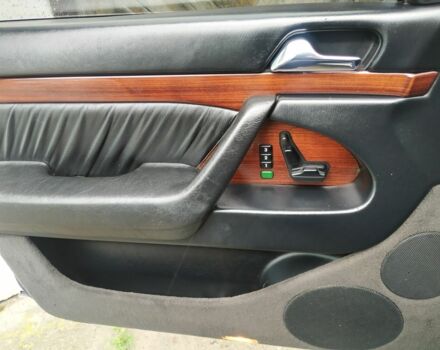 Серый Мерседес С Класс, объемом двигателя 3.2 л и пробегом 268 тыс. км за 9000 $, фото 20 на Automoto.ua