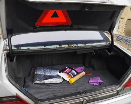 Серый Мерседес С Класс, объемом двигателя 3 л и пробегом 389 тыс. км за 6500 $, фото 14 на Automoto.ua