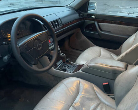 Серый Мерседес С Класс, объемом двигателя 4.2 л и пробегом 450 тыс. км за 2950 $, фото 10 на Automoto.ua